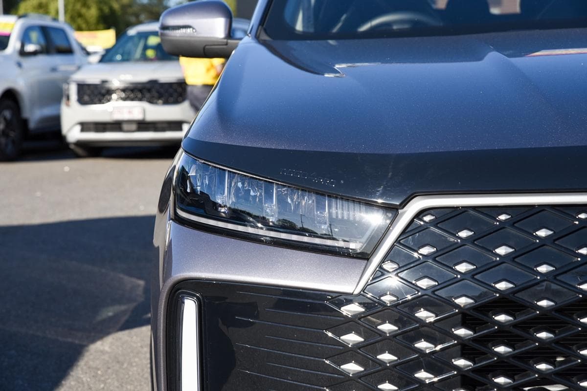 2025 Chery Tiggo 4 Ultimate in Grey