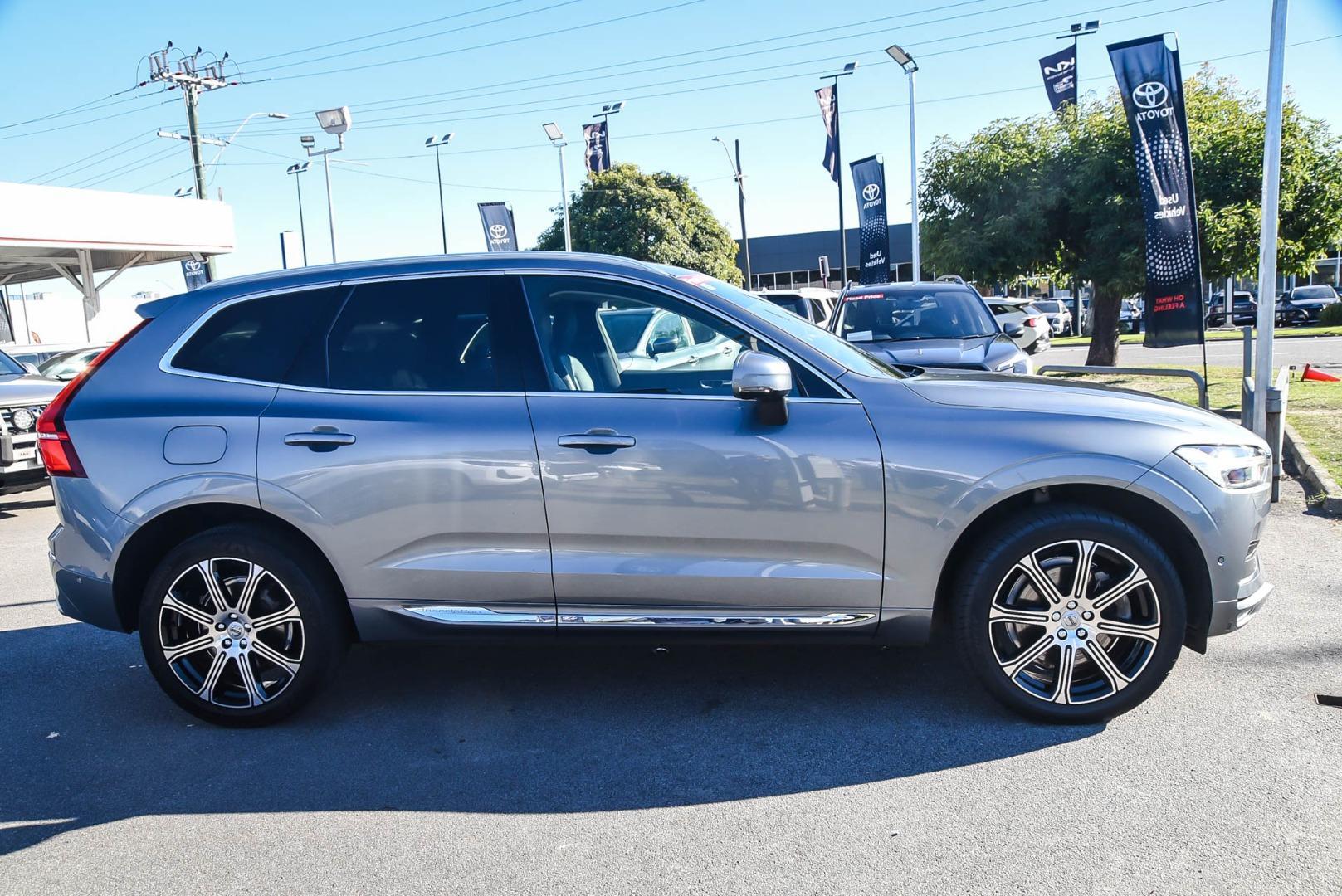 2018 Volvo XC60 T5 Inscription in Grey