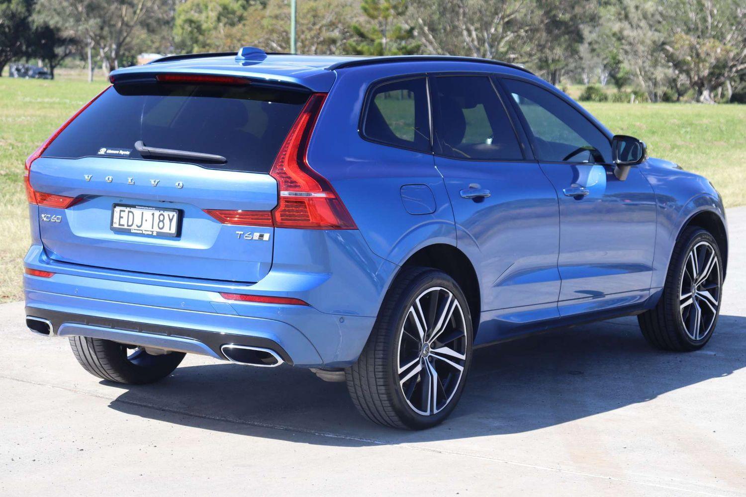 2019 Volvo XC60 T8 R-Design in Other