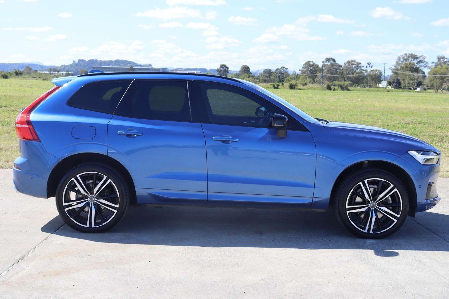 2019 Volvo XC60 T8 R-Design in Other
