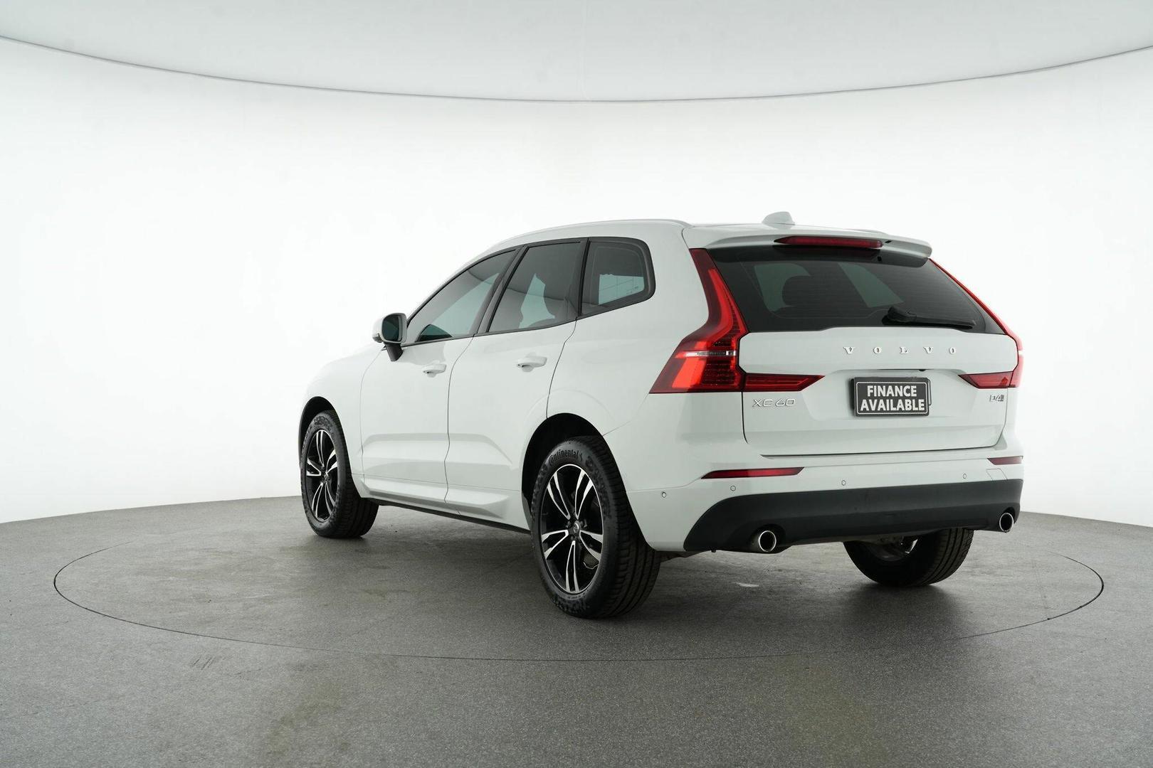 2020 Volvo XC60 D4 Inscription in White