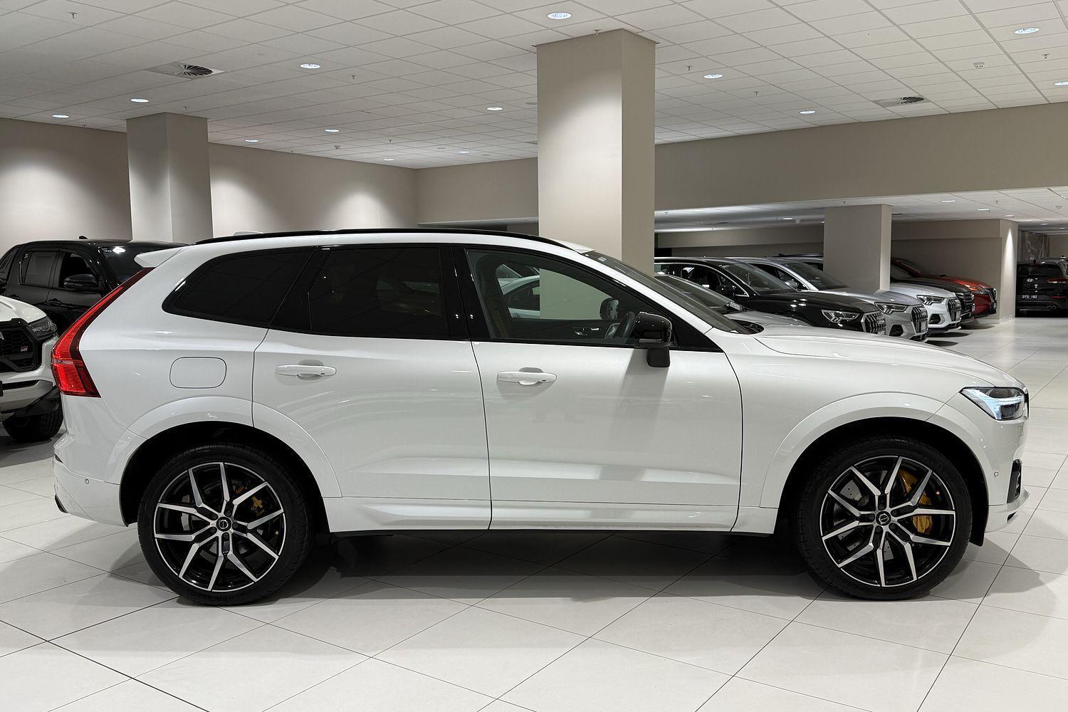 2021 Volvo XC60 T8 Polestar in White