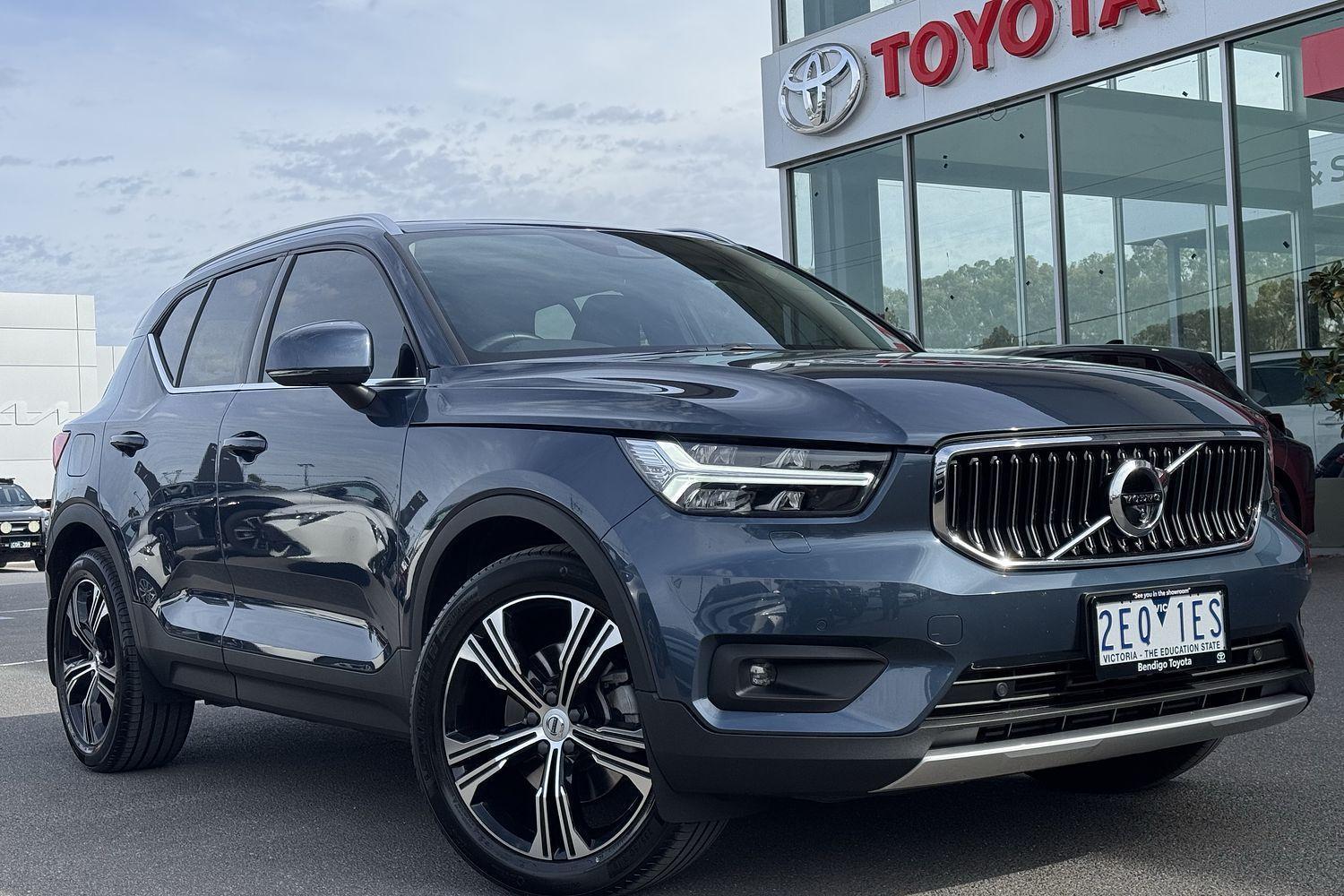 2021 Volvo XC40 T4 Inscription in Blue