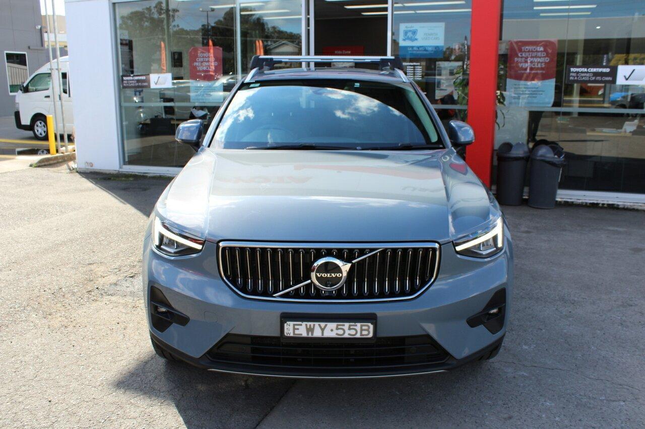 2022 Volvo XC40 Ultimate B4 Bright in Other
