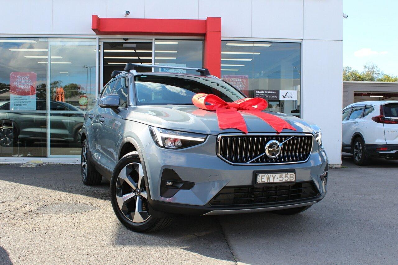 2022 Volvo XC40 Ultimate B4 Bright in Other
