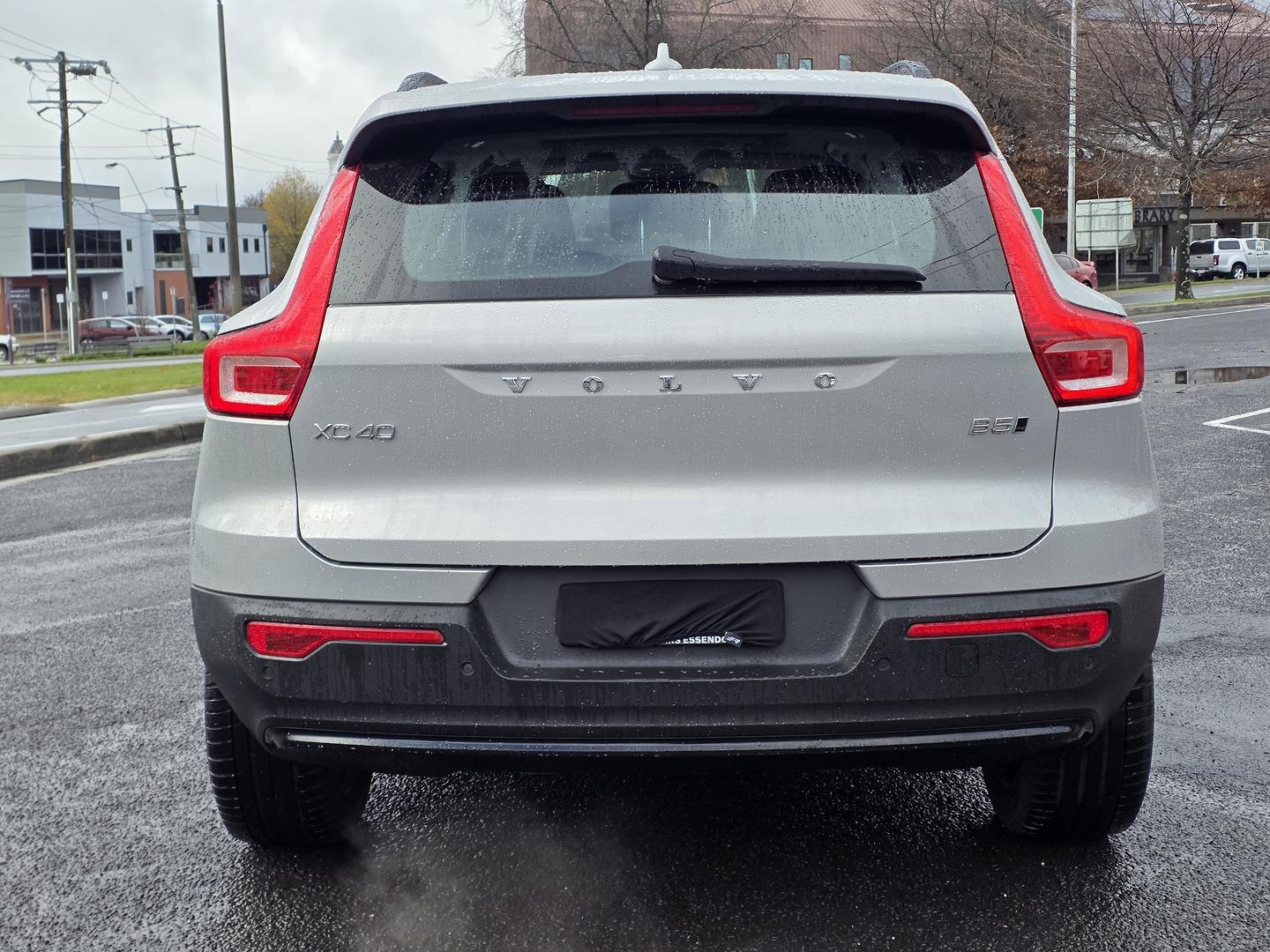 2022 Volvo XC40 Ultimate B5 Dark in Other