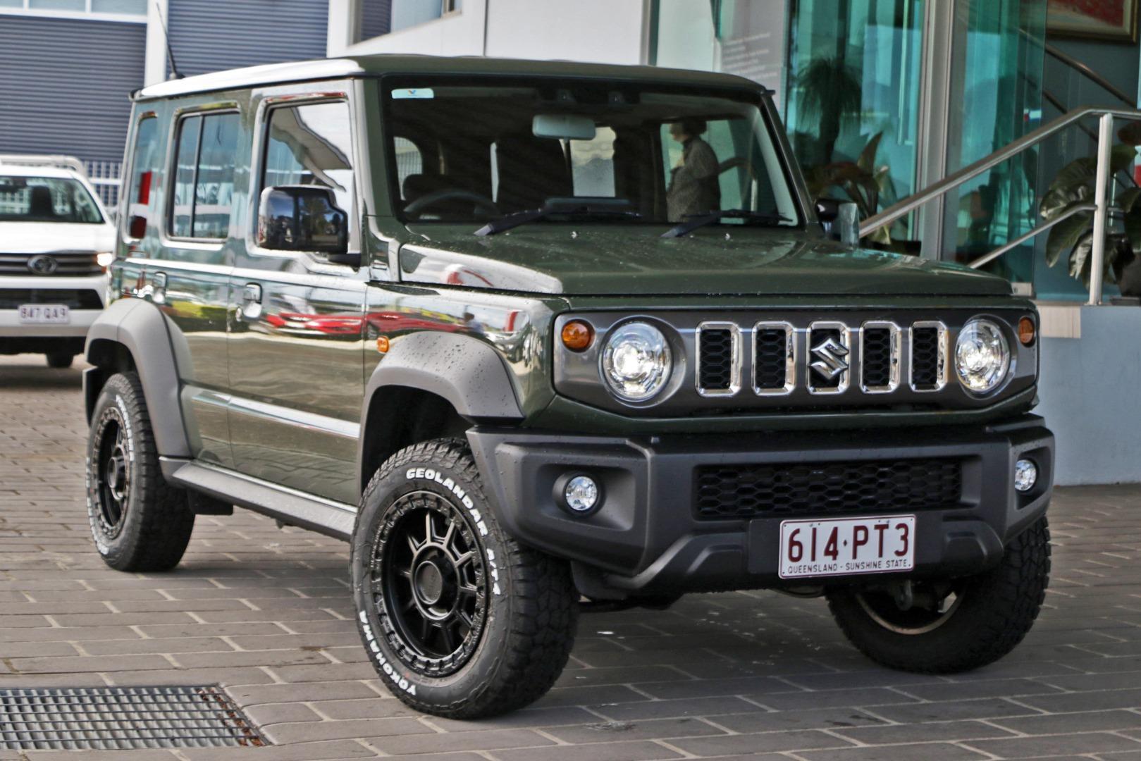 2025 Suzuki Jimny XL in Green