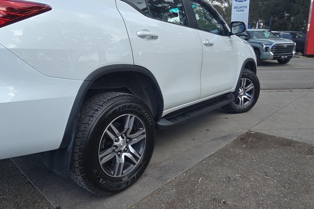 2025 Toyota Fortuner GX in White