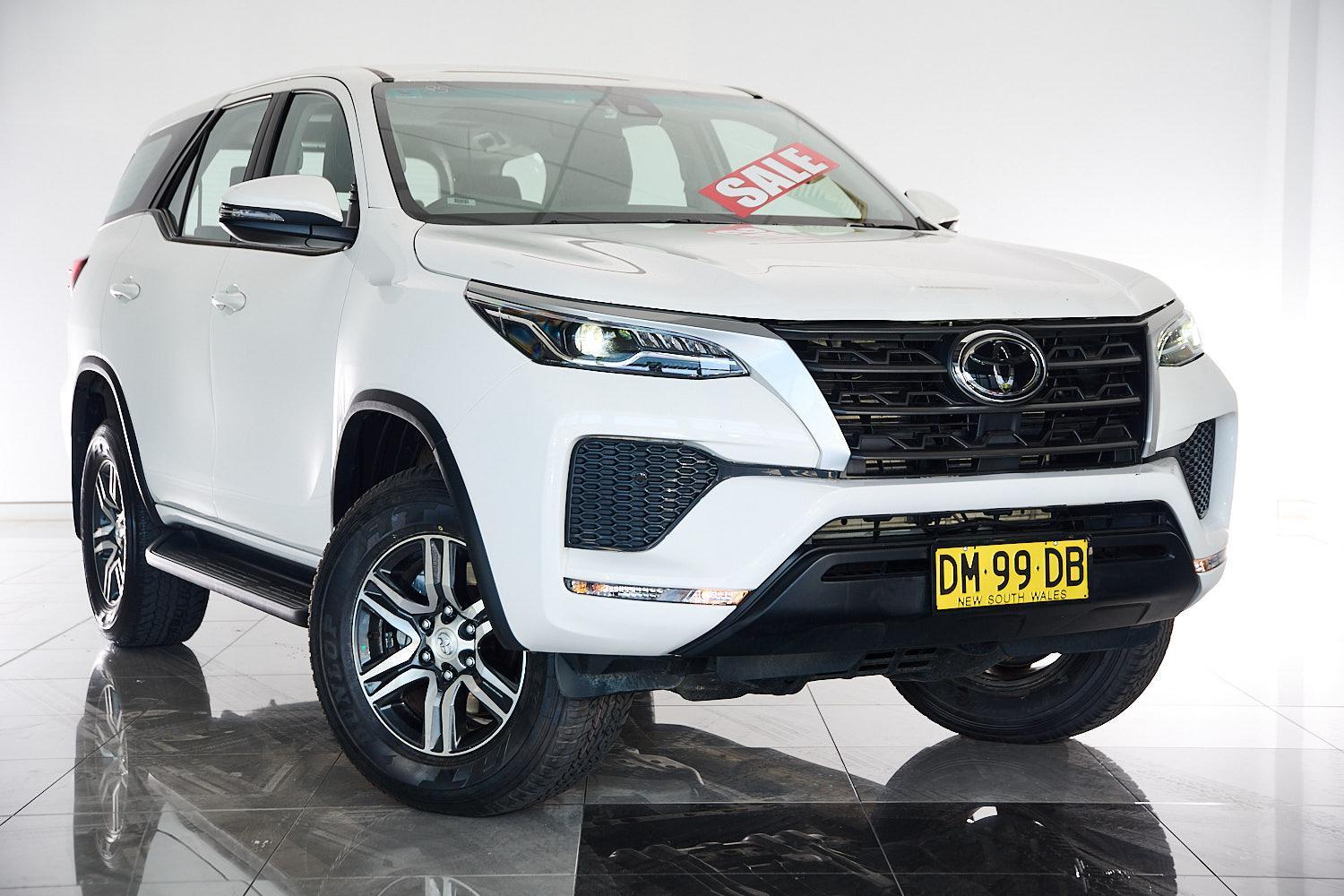 2024 Toyota Fortuner GX in White