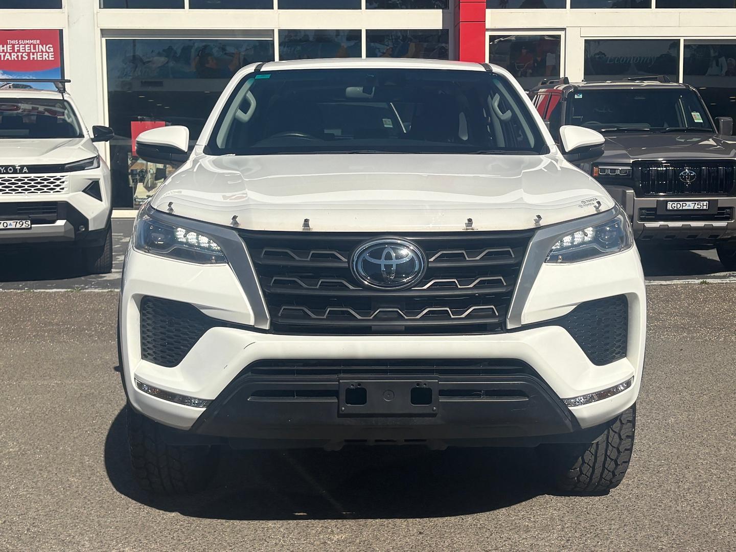 2024 Toyota Fortuner GX in White