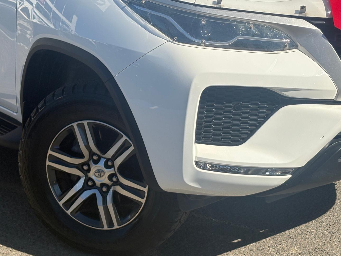2024 Toyota Fortuner GX in White