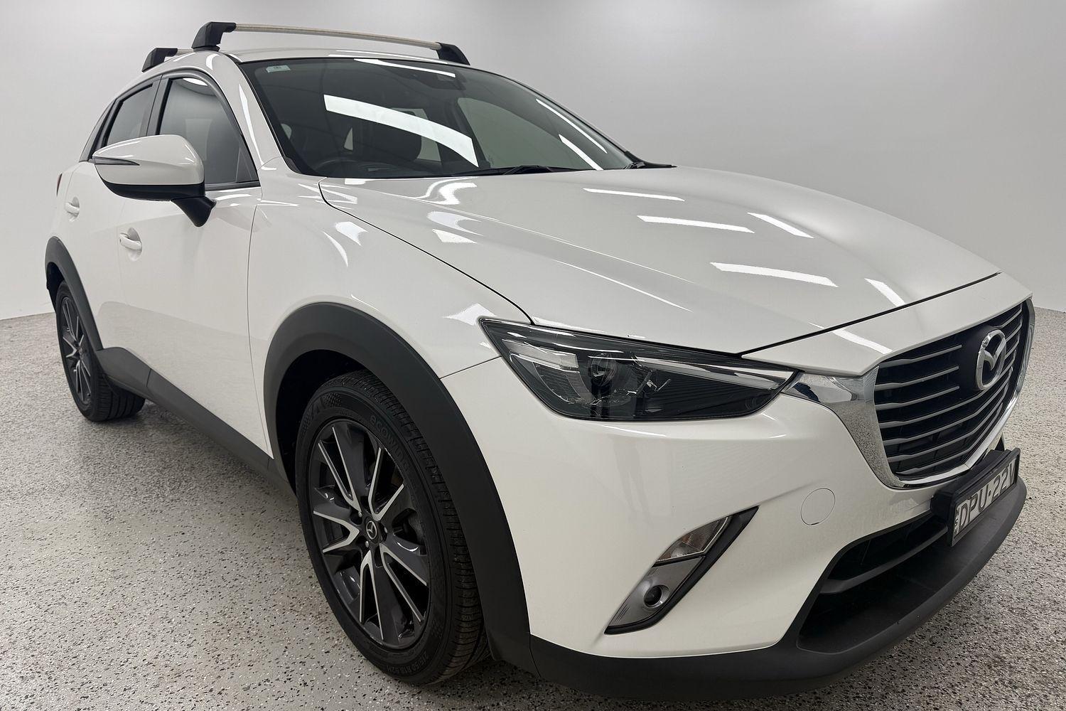2017 Mazda CX-3 sTouring in White