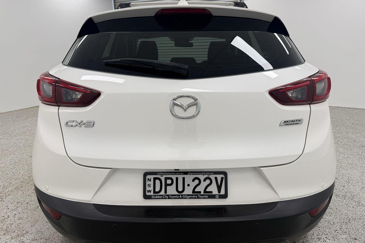 2017 Mazda CX-3 sTouring in White