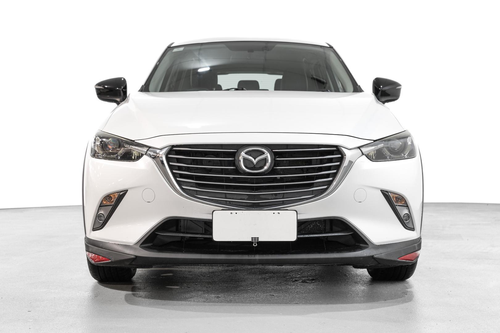 2016 Mazda CX-3 sTouring in White