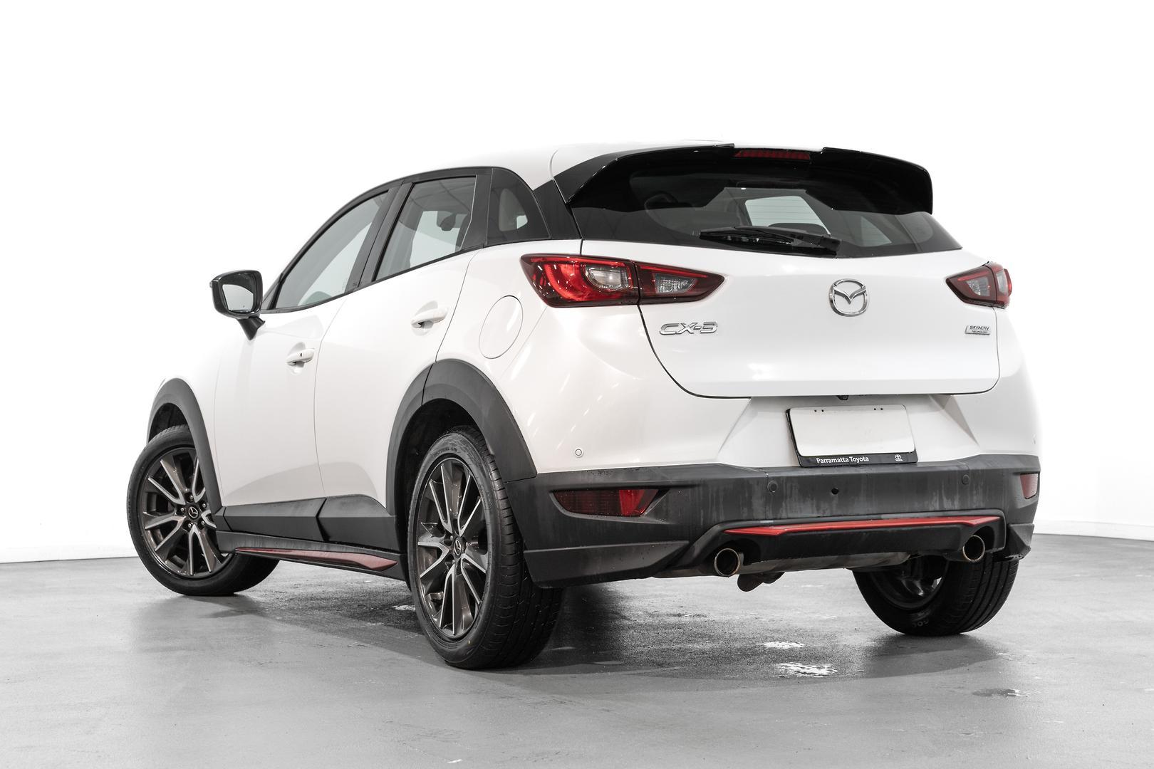 2016 Mazda CX-3 sTouring in White