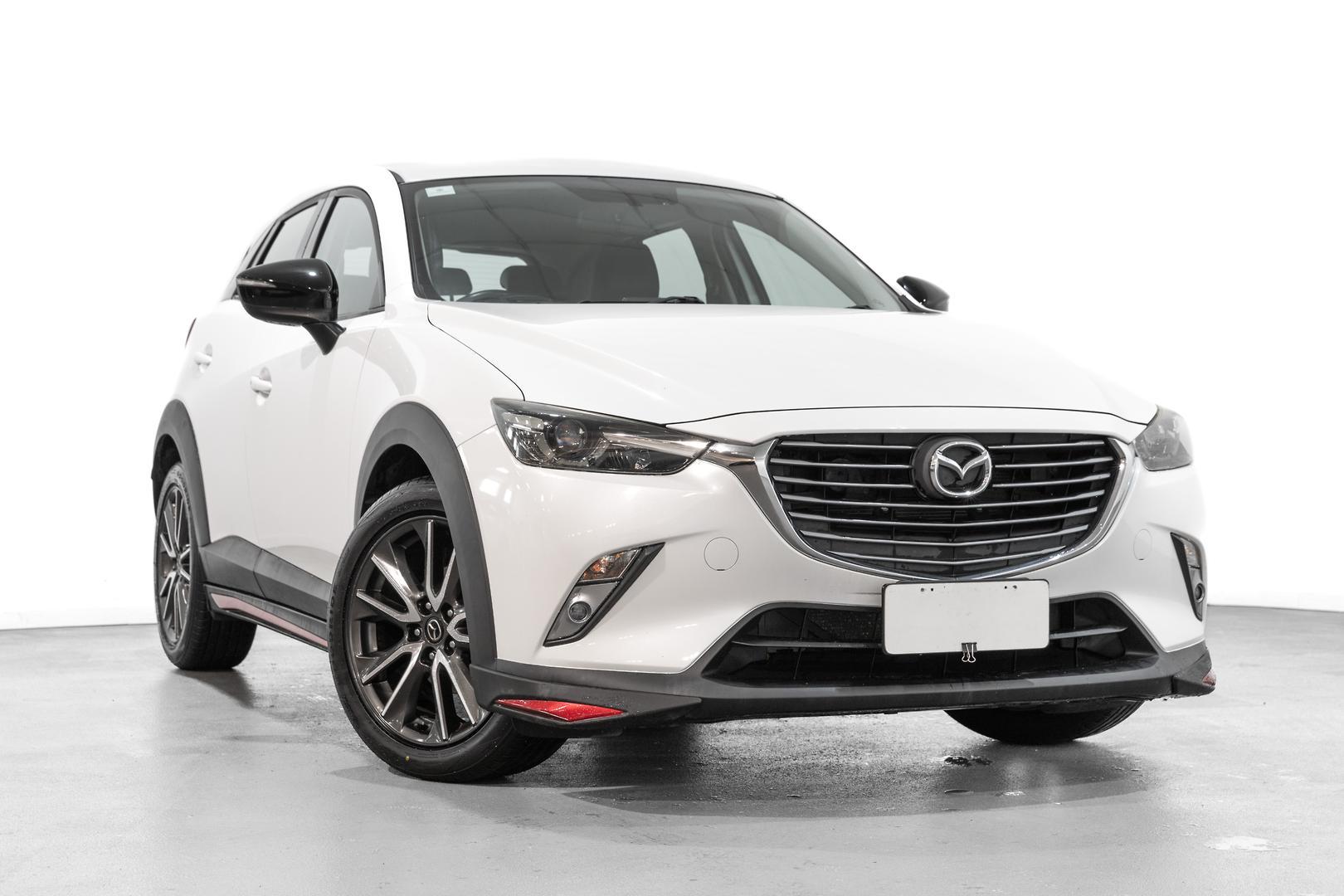 2016 Mazda CX-3 sTouring in White
