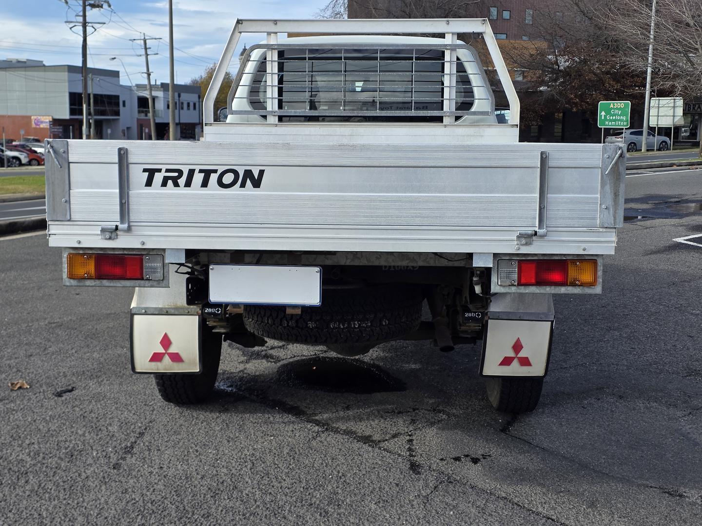 2015 Mitsubishi Triton GL in Other