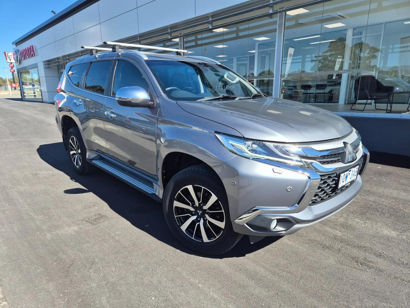 2018 Mitsubishi Pajero Sport Exceed in Grey