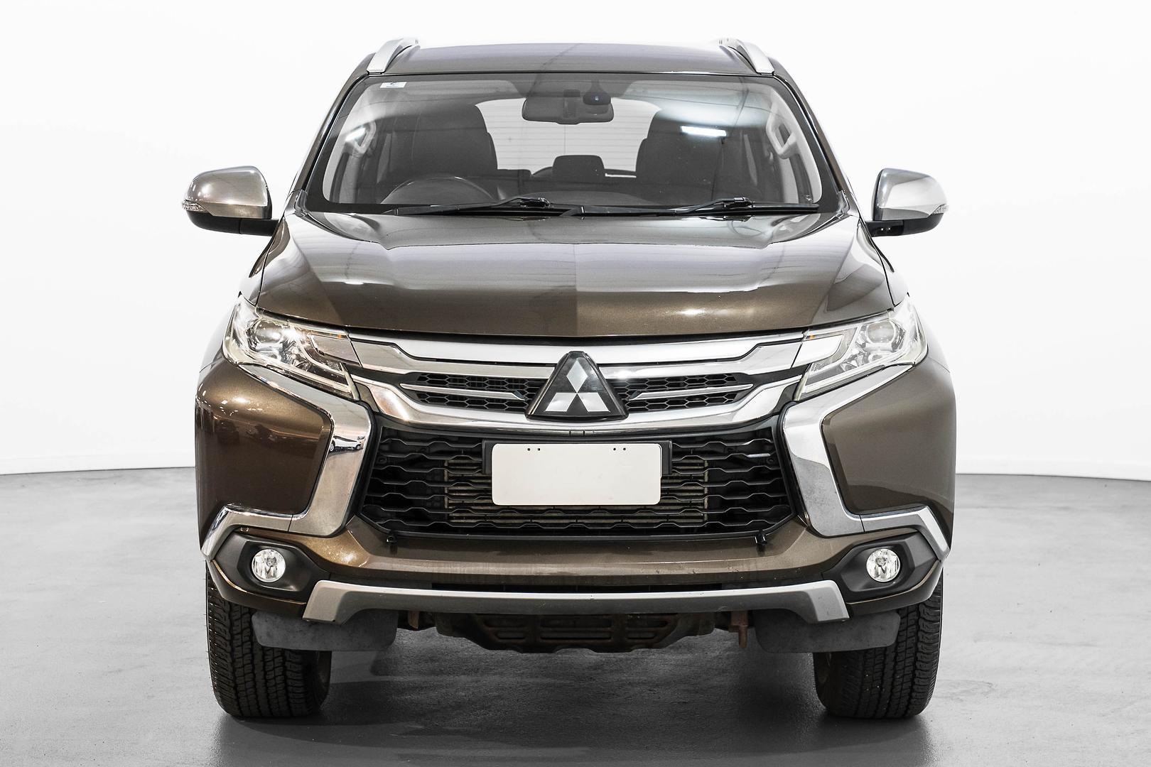 2018 Mitsubishi Pajero Sport GLS in Brown