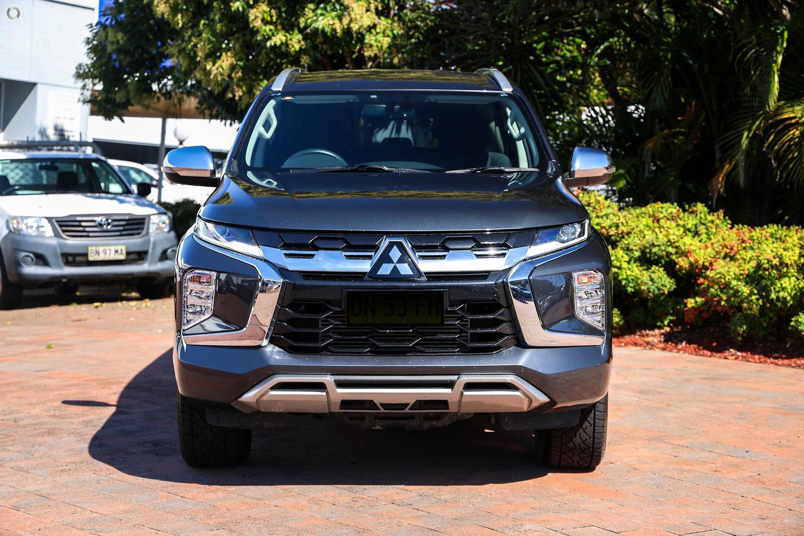 2025 Mitsubishi Pajero Sport GLS in Grey