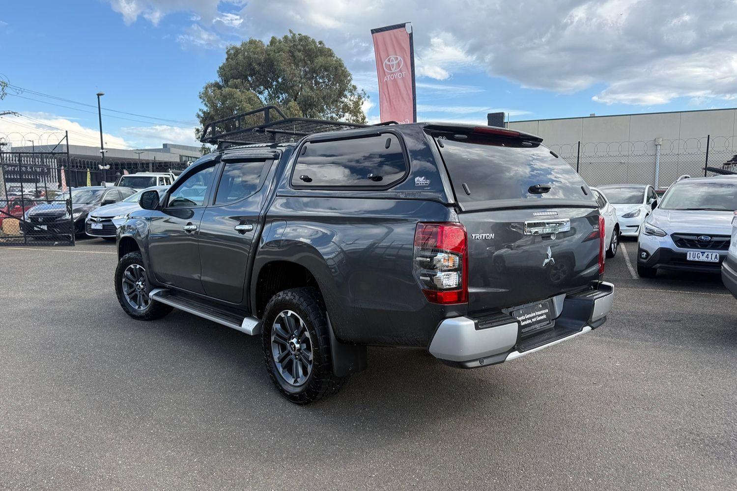 2019 Mitsubishi Triton GLS in Grey