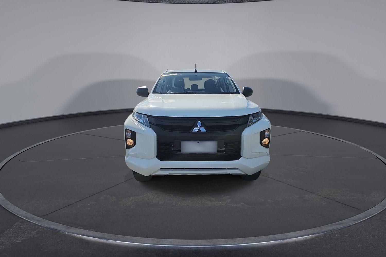 2020 Mitsubishi Triton GLX in White
