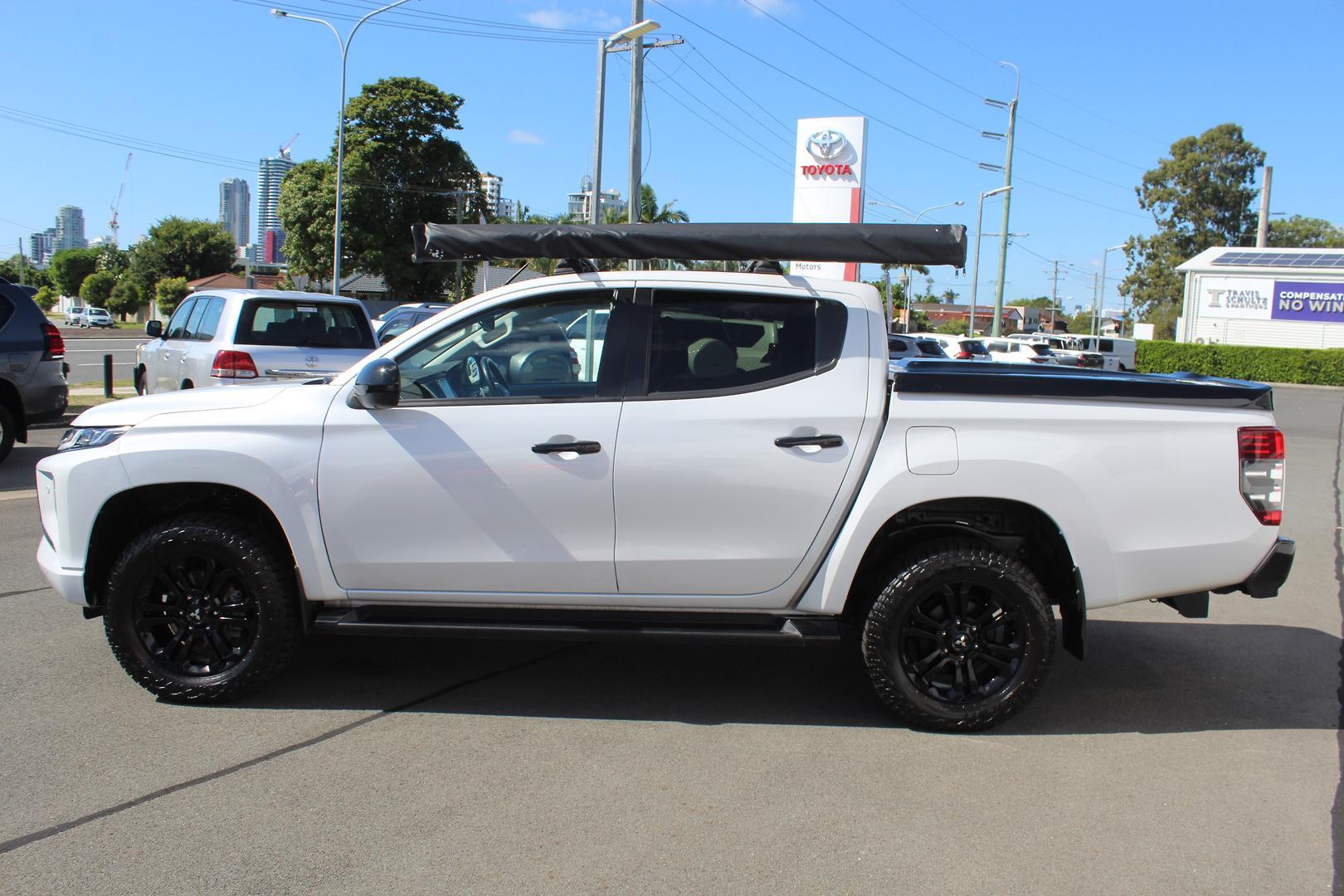 2022 Mitsubishi Triton GSR in White
