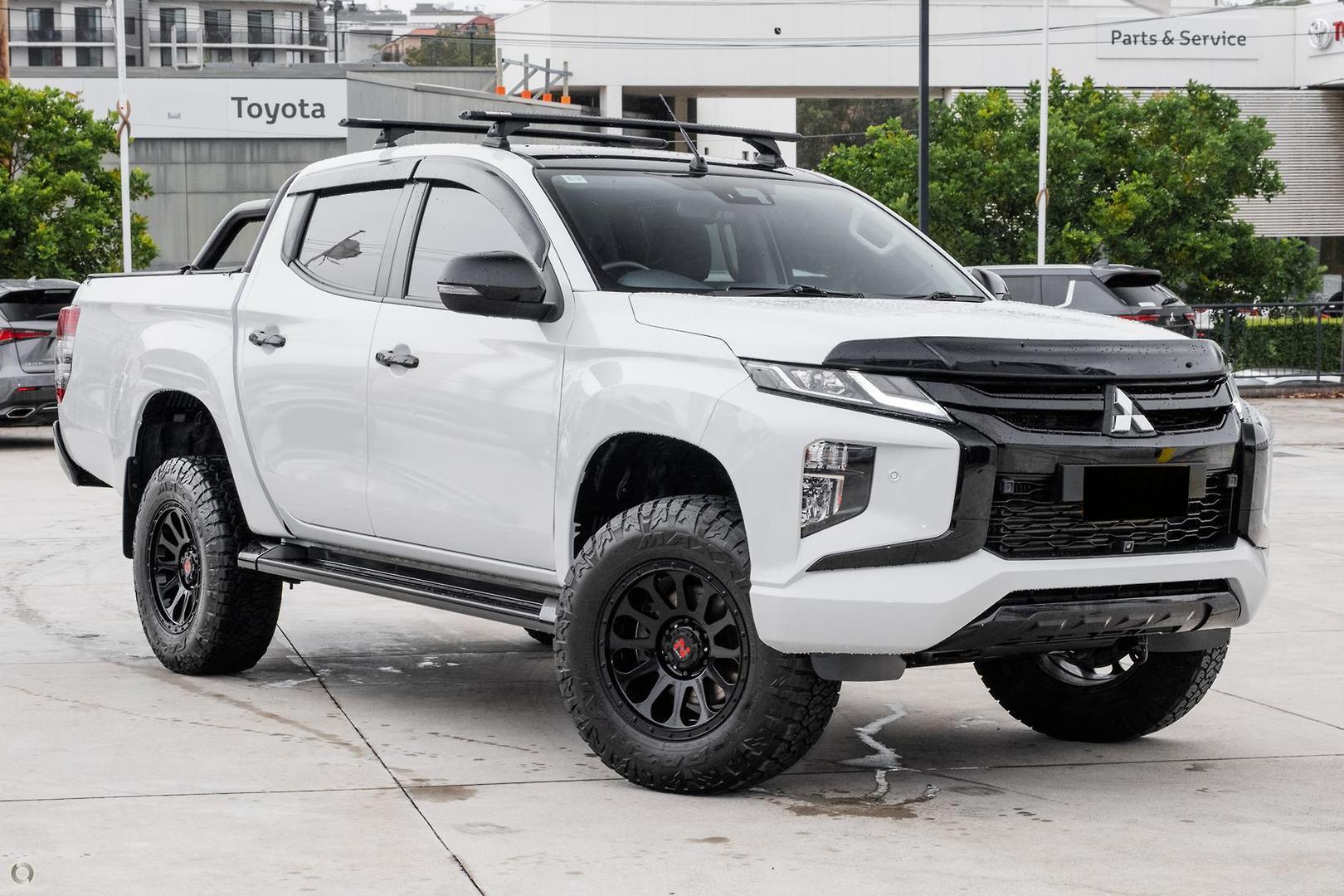 2022 Mitsubishi Triton GSR in White