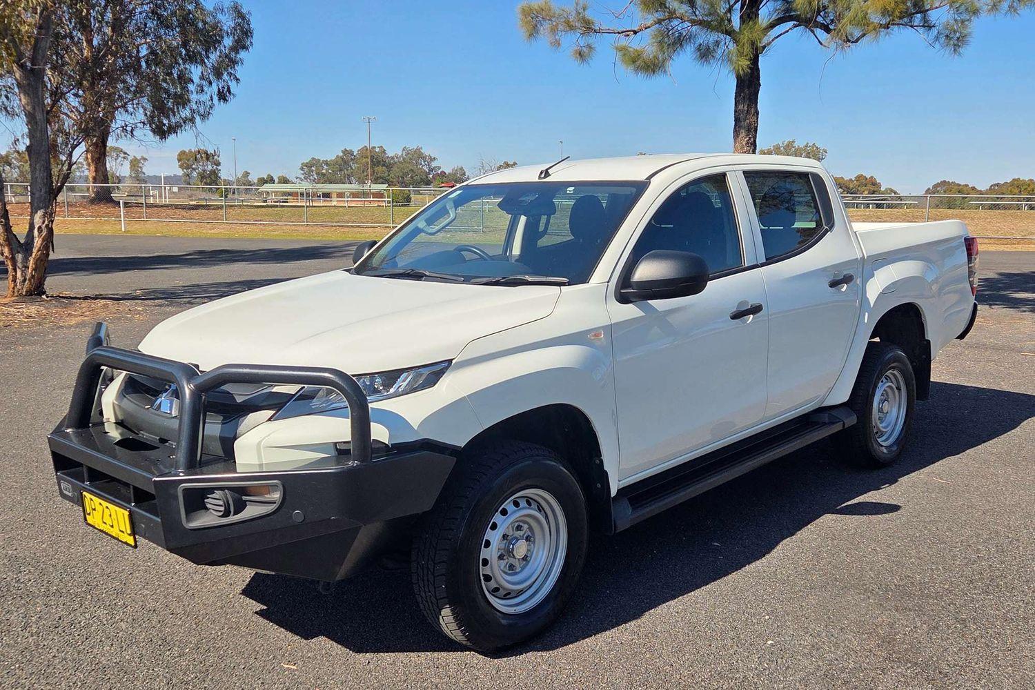 2023 Mitsubishi Triton GLX in Fairy White