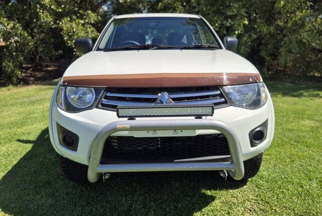 2015 Mitsubishi Triton GLX in White