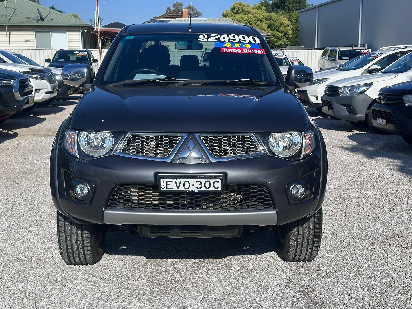 2014 Mitsubishi Triton GLX-R in Other