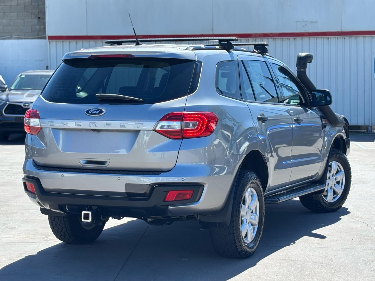 2016 Ford Everest Ambiente in Other