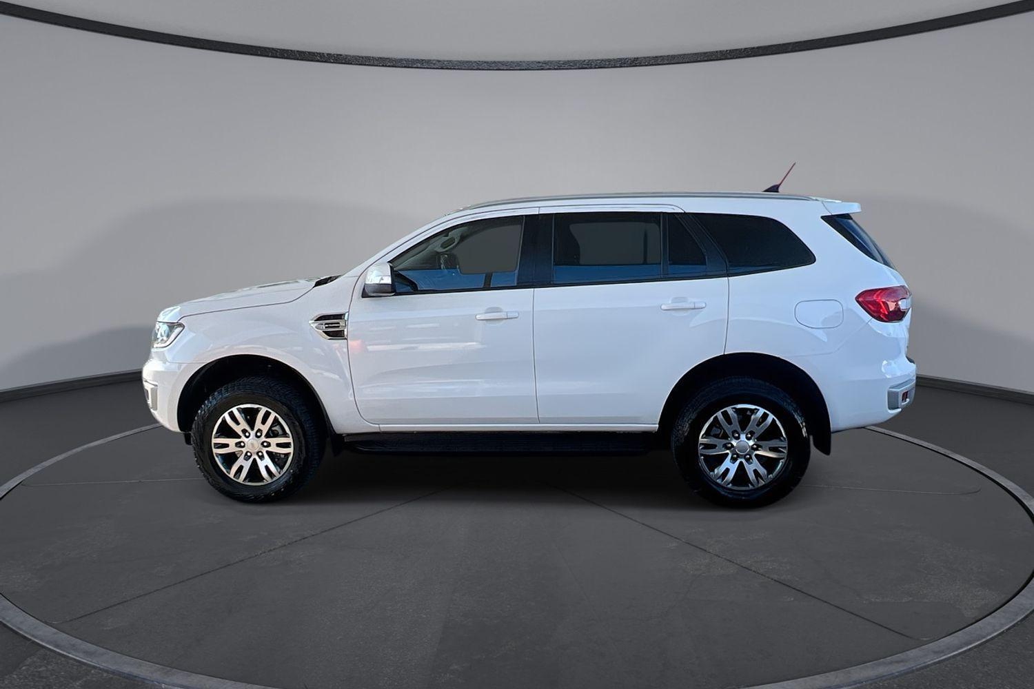 2021 Ford Everest Trend in White
