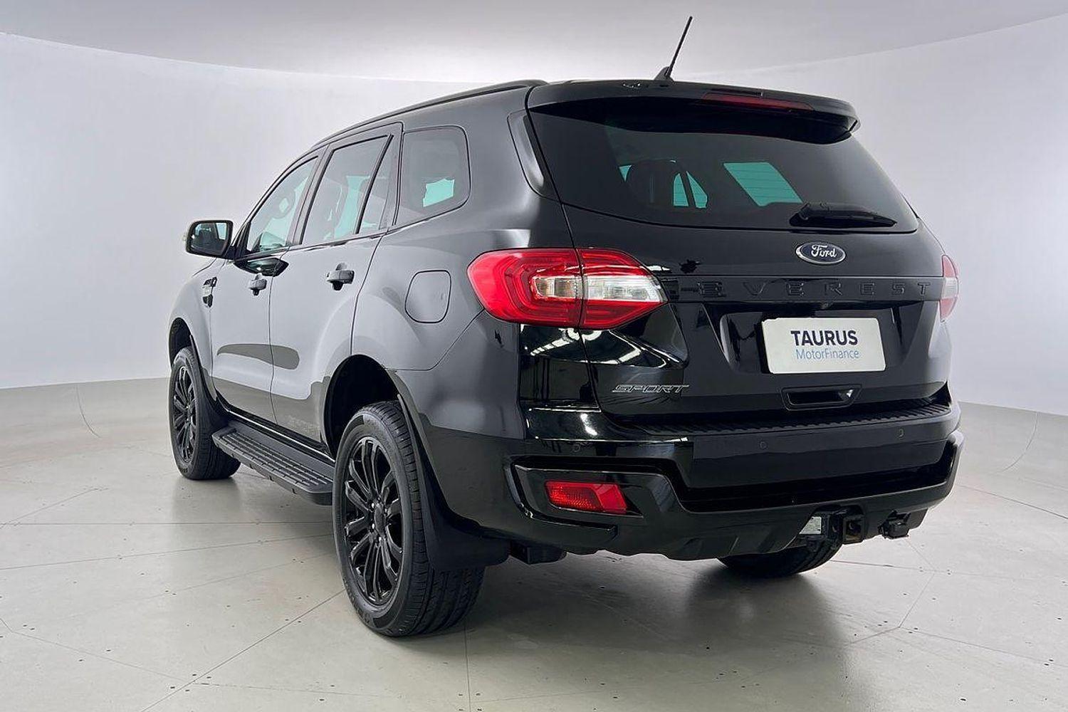 2021 Ford Everest Sport in Black