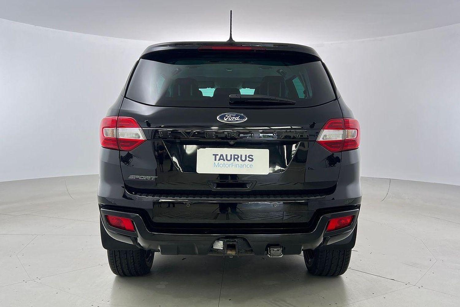 2021 Ford Everest Sport in Black