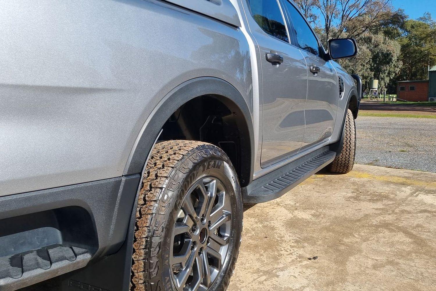 2022 Ford Ranger Sport in Aluminium