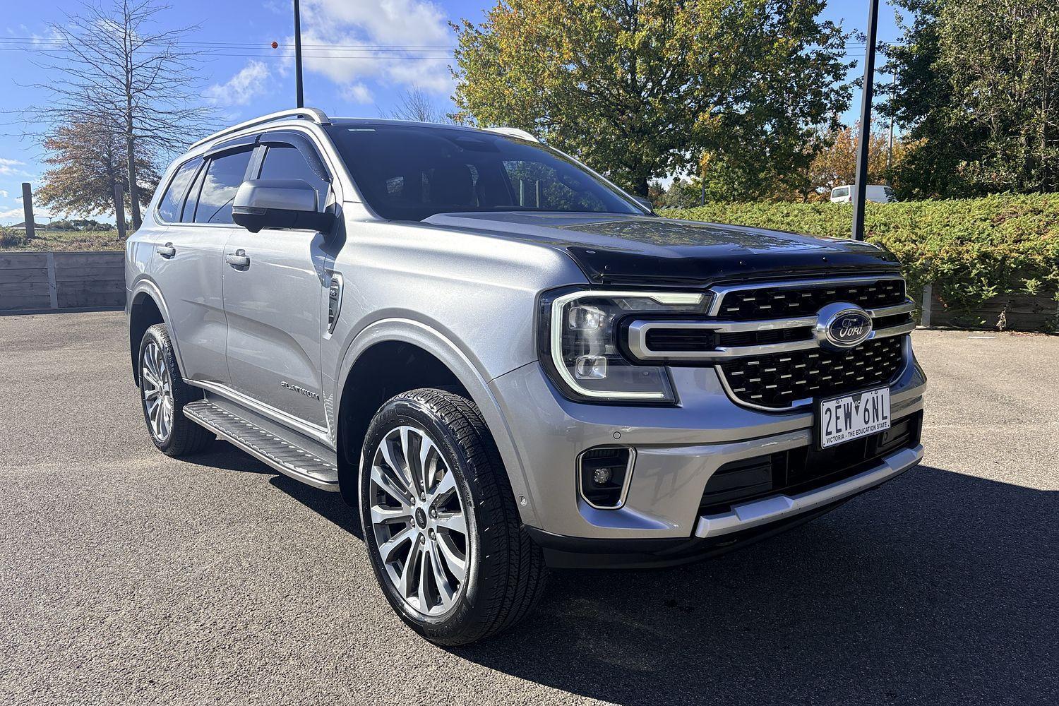 2022 Ford Everest Platinum in Silver