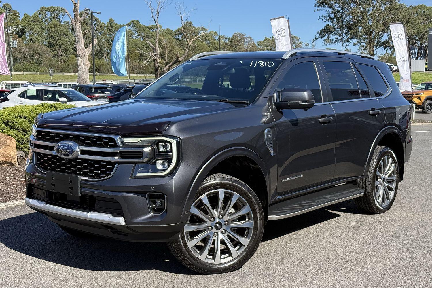 2023 Ford Everest Platinum in Grey