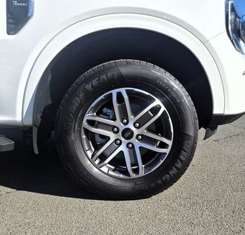 2023 Ford Everest Trend in White