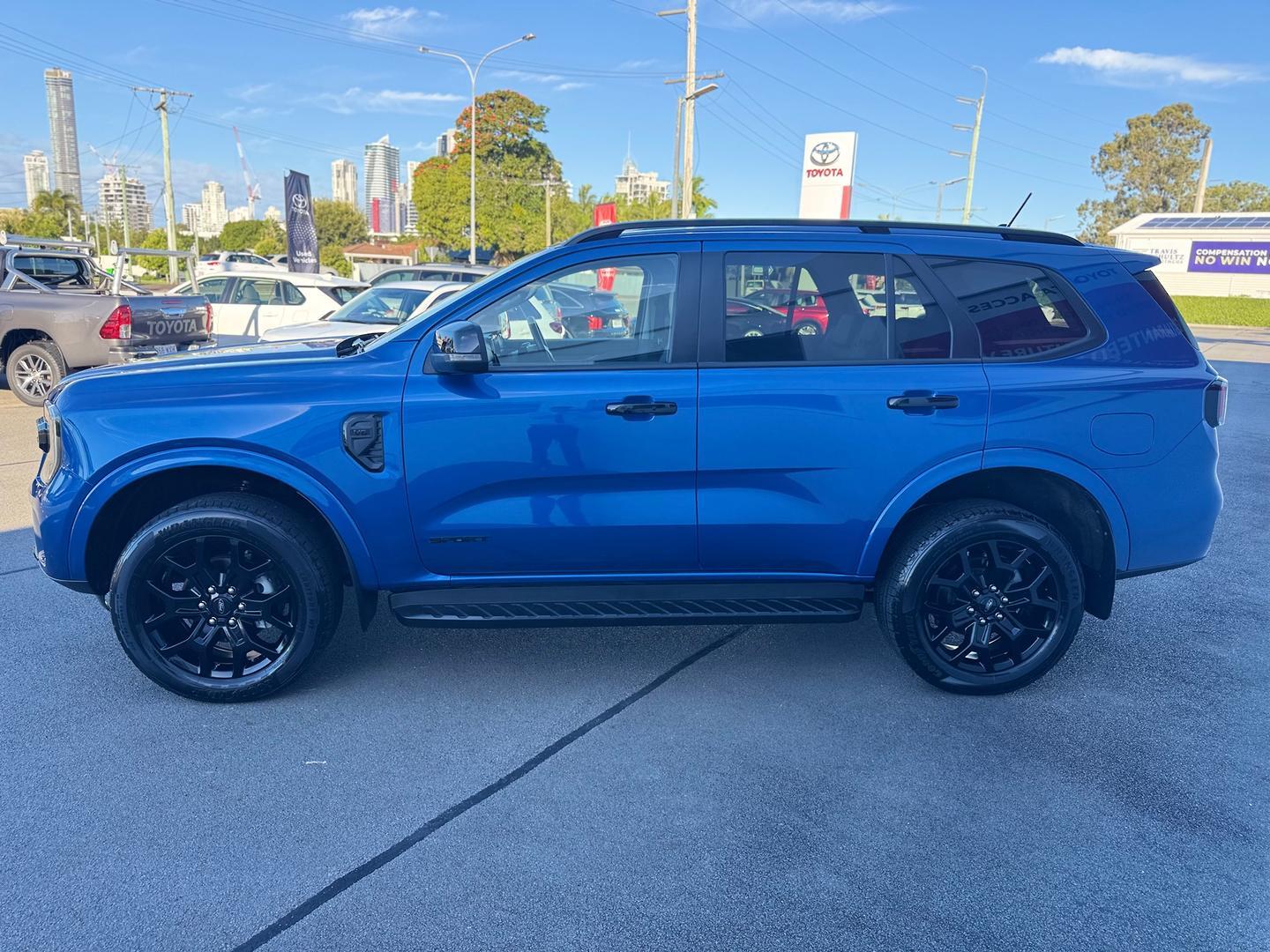 2024 Ford Everest Sport in Blue