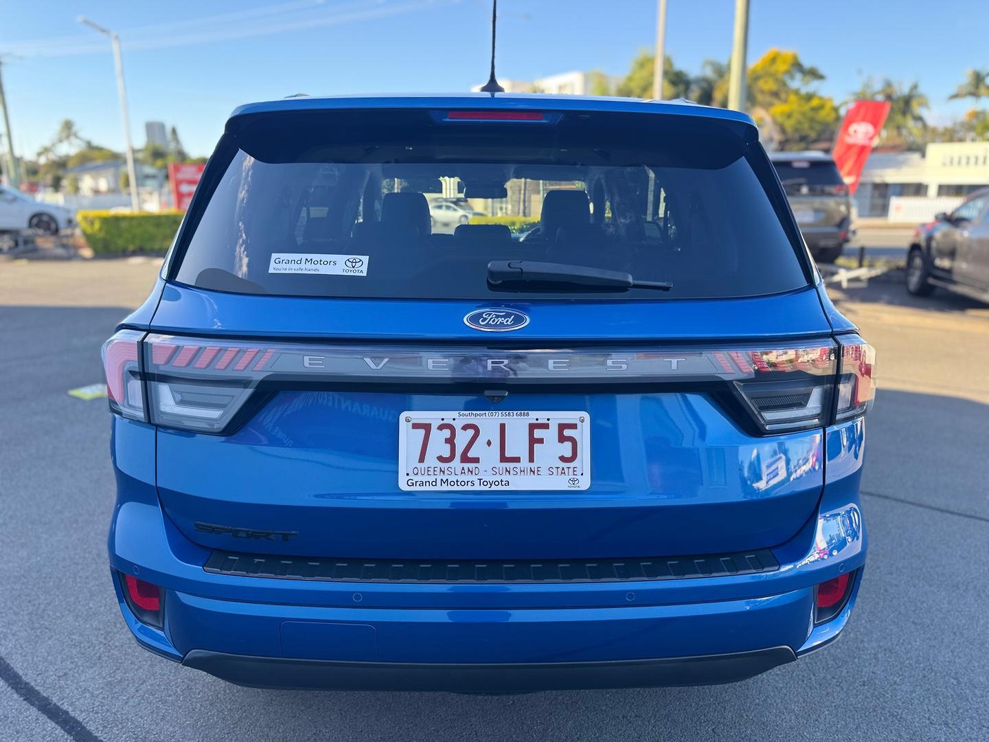 2024 Ford Everest Sport in Blue