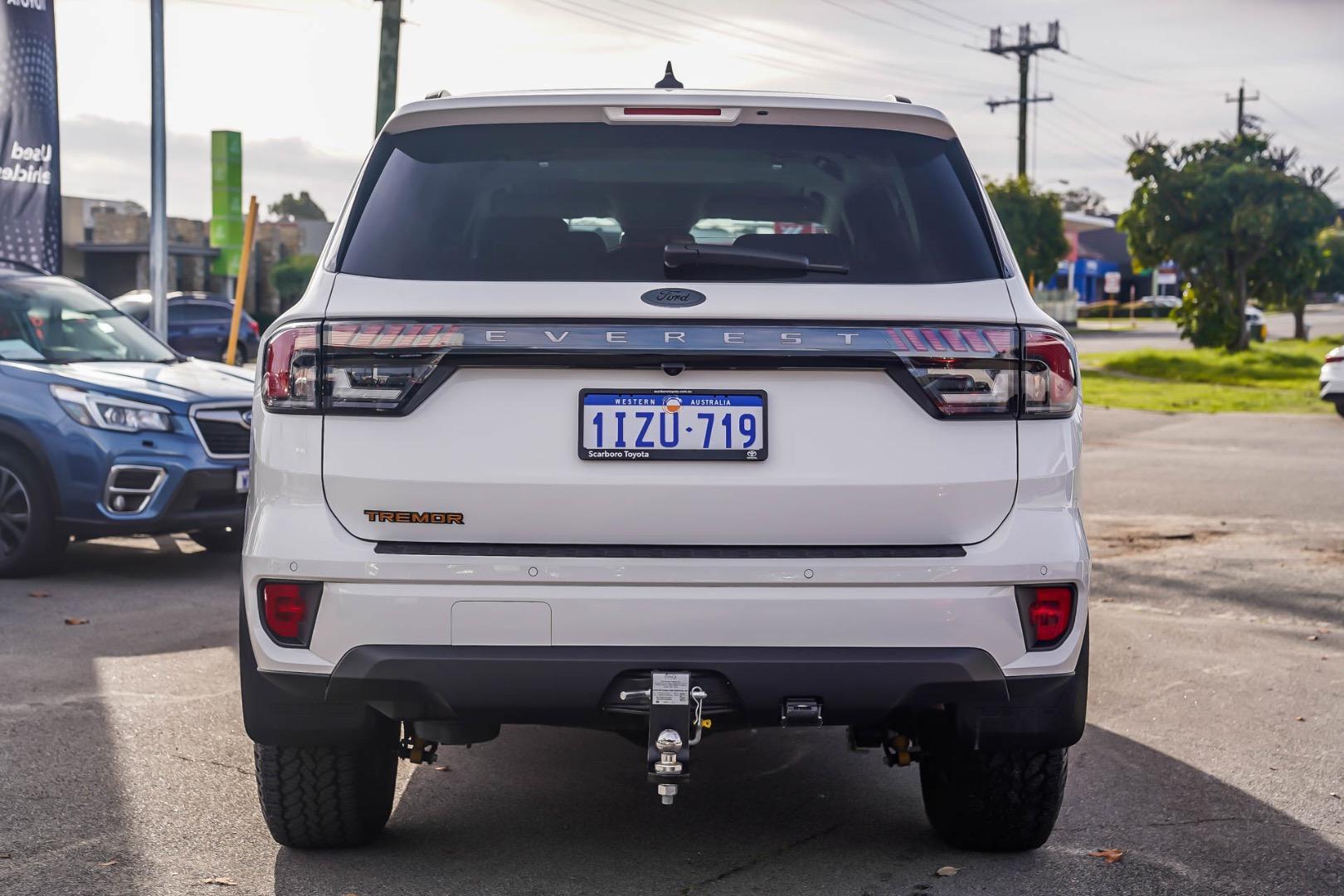 2024 Ford Everest Tremor in White