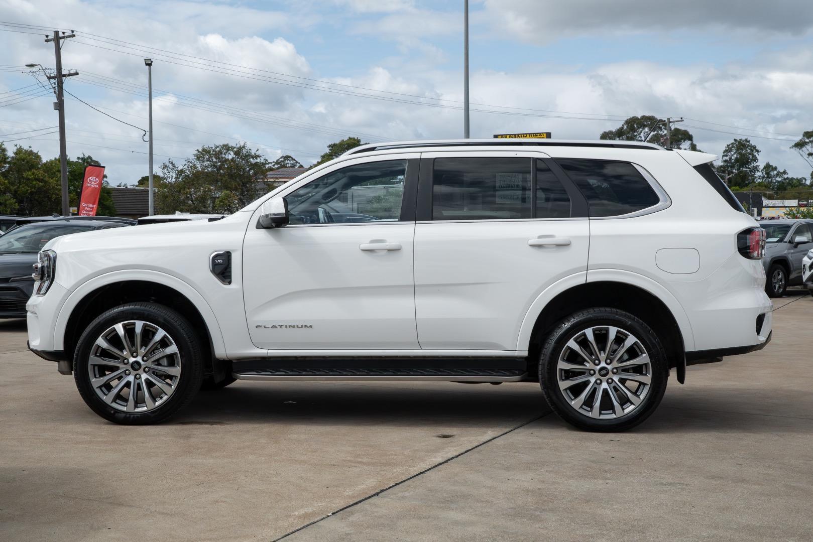 2024 Ford Everest Platinum in White