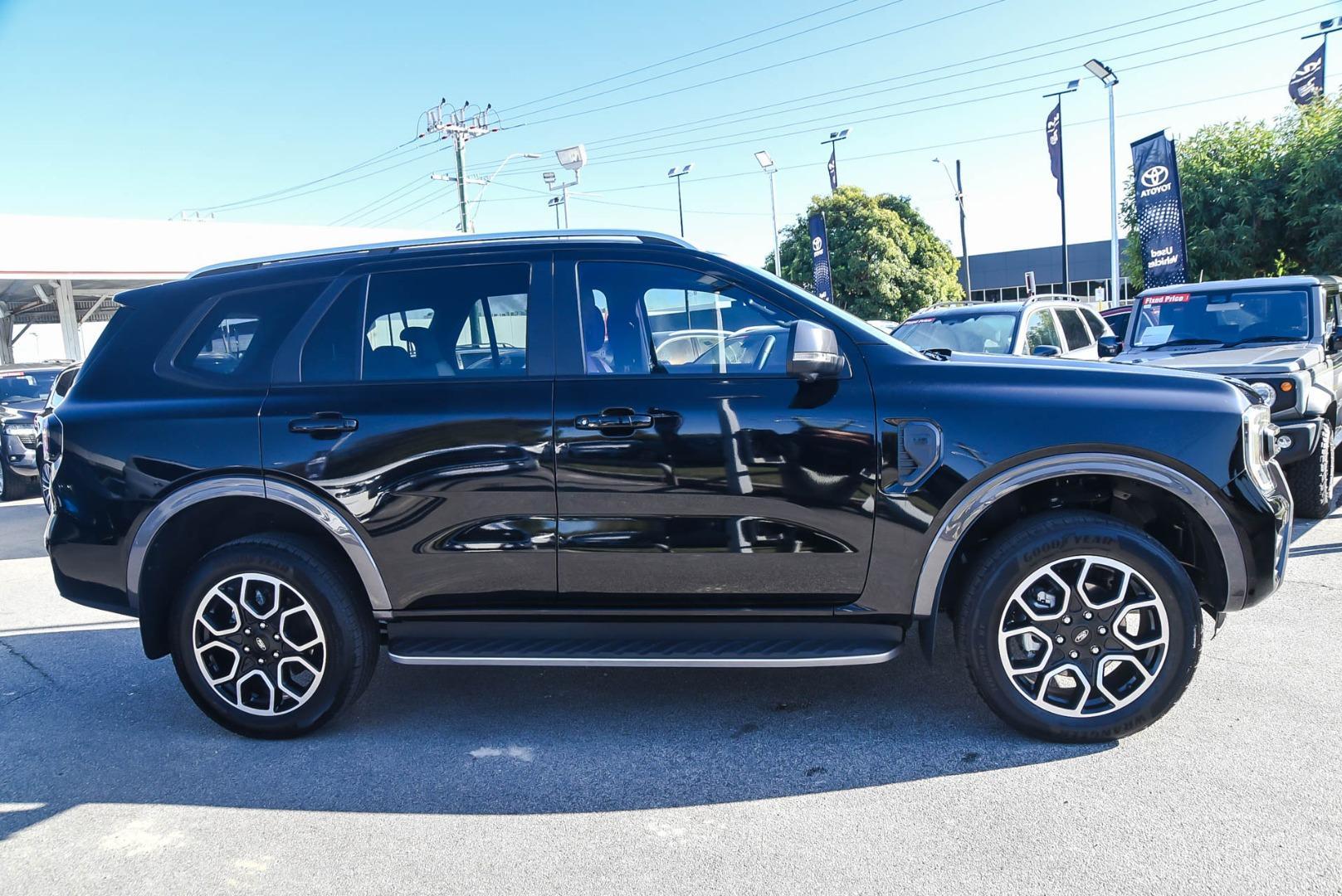 2025 Ford Everest Wildtrak in Black