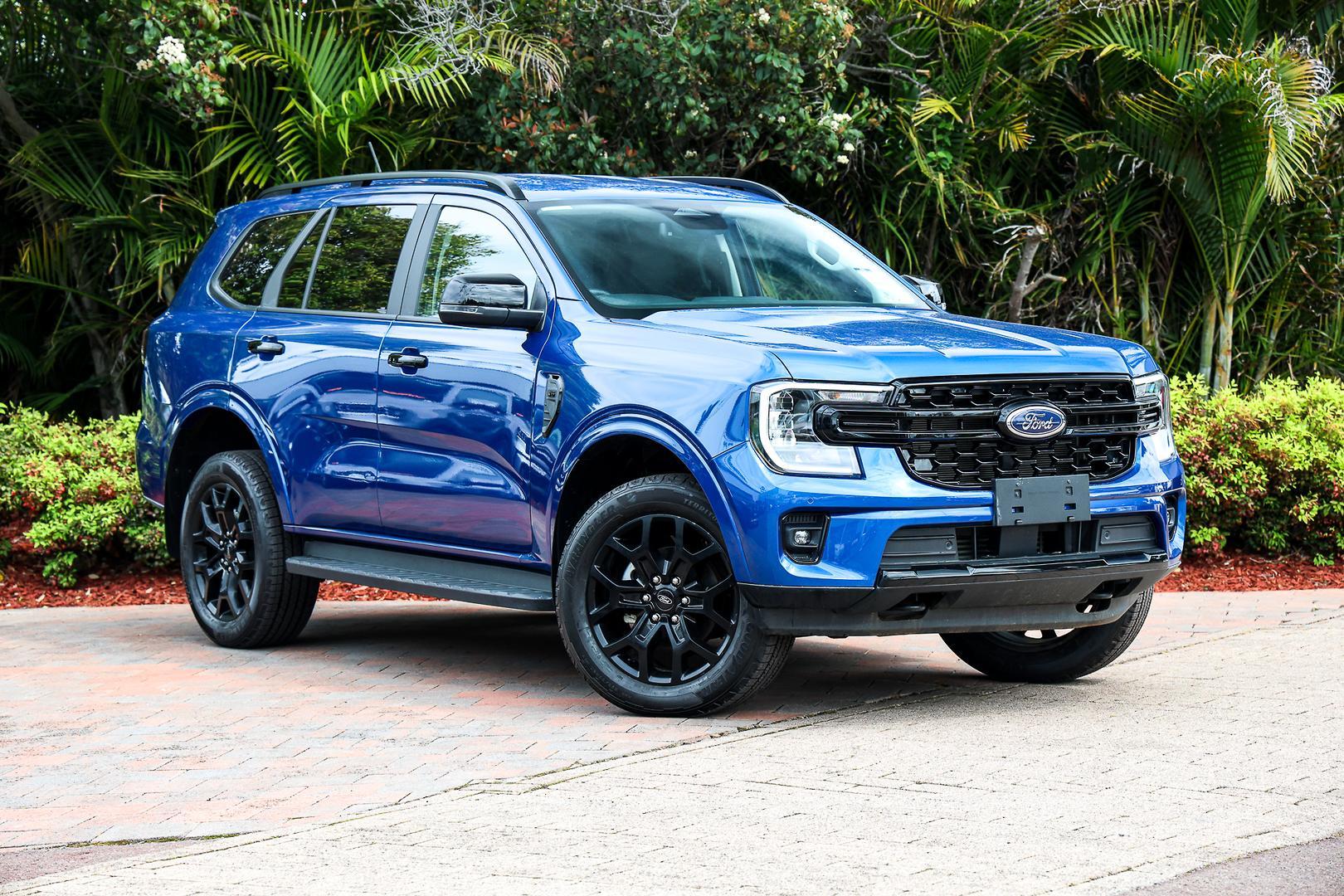 2025 Ford Everest Sport in Blue