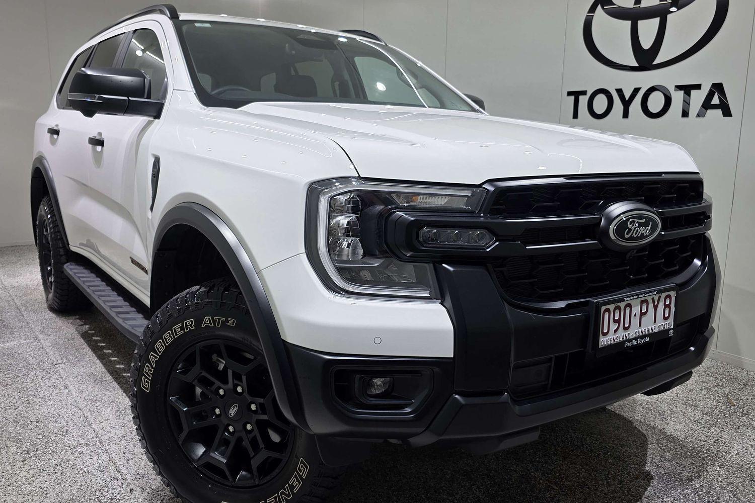 2025 Ford Everest Tremor in White