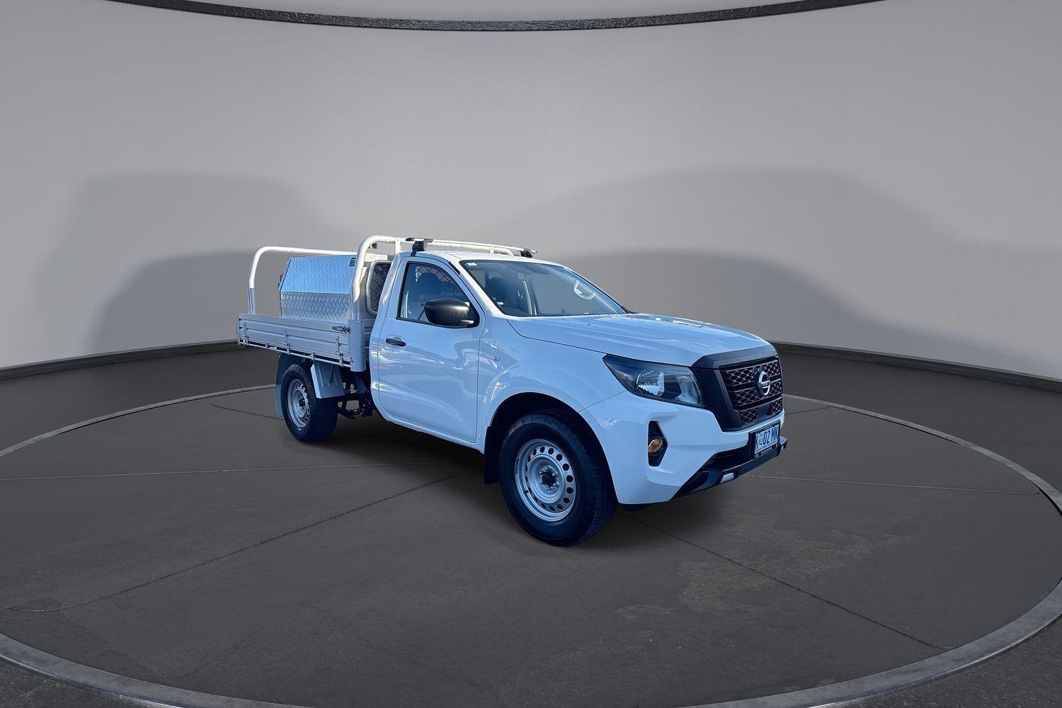 2022 Nissan Navara SL in Other