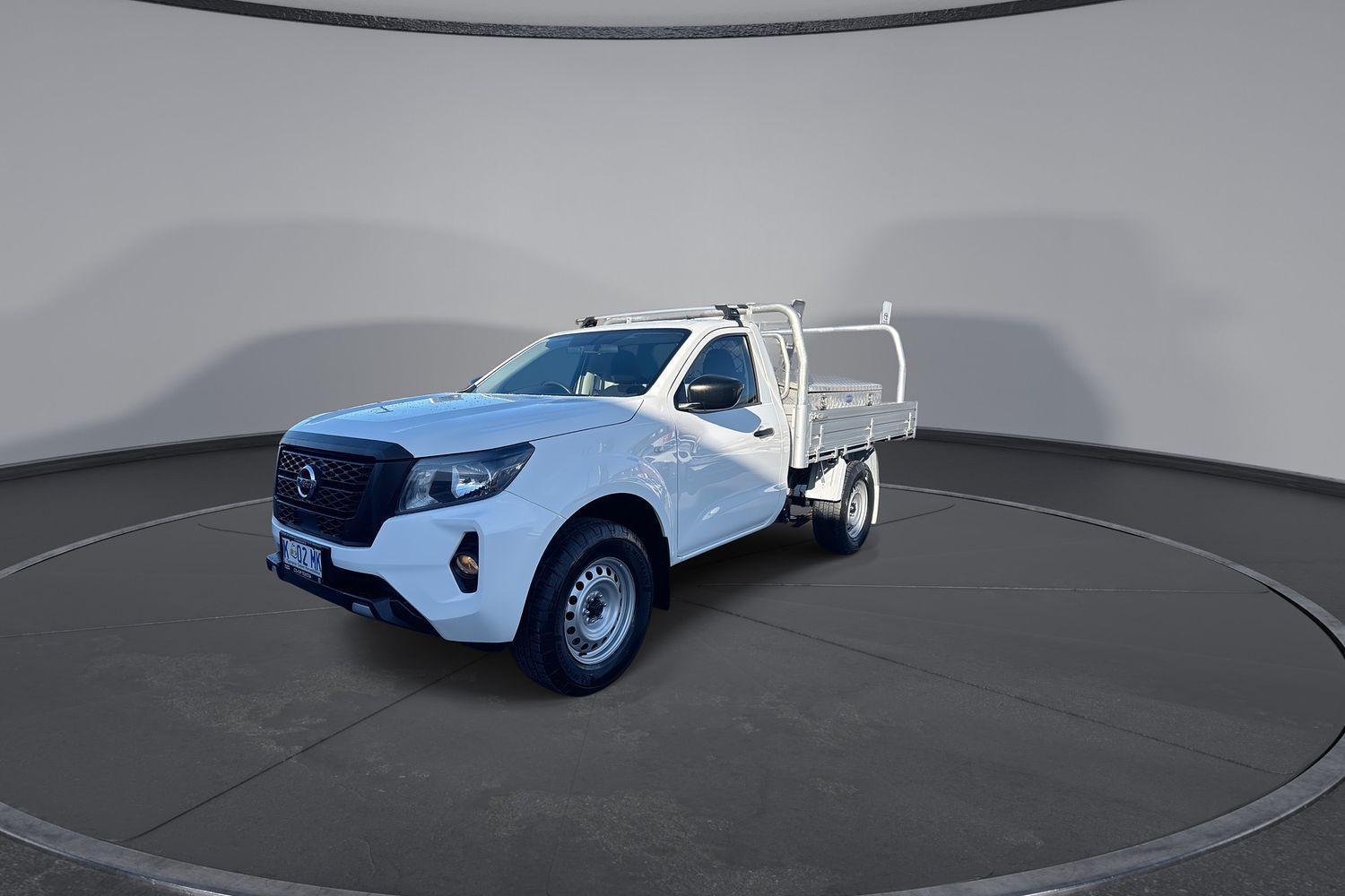 2022 Nissan Navara SL in Other