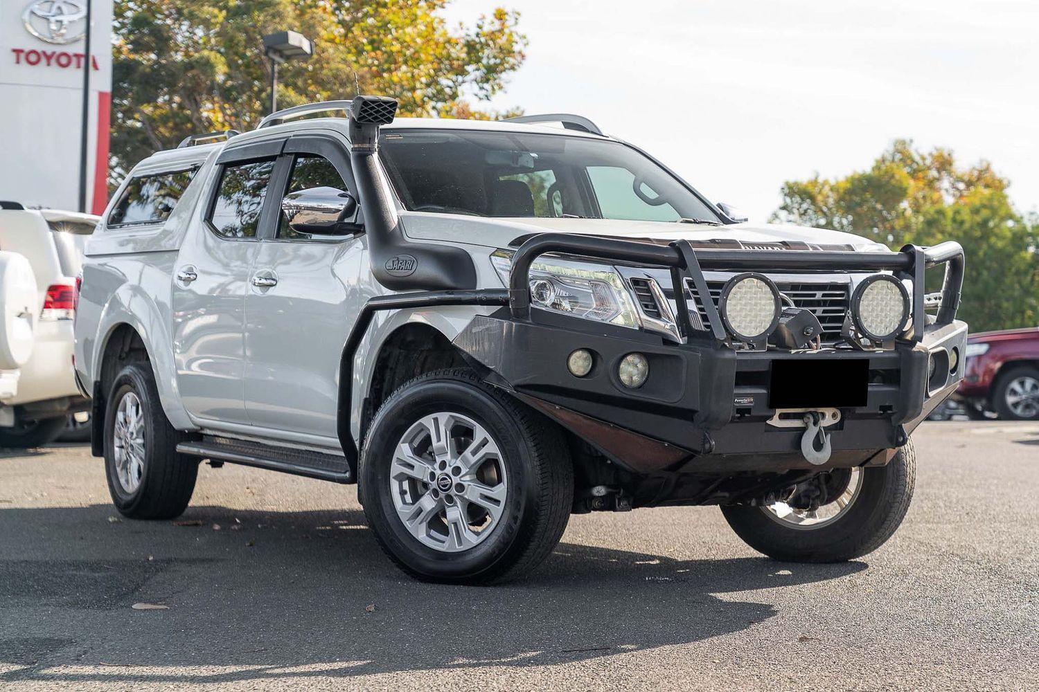 2016 Nissan Navara ST-X in White