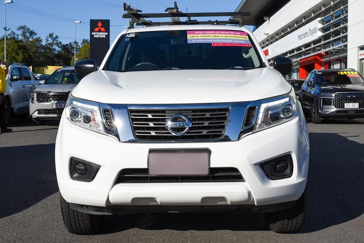 2017 Nissan Navara SL in White